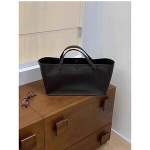 Luxe Travel Leather Bag